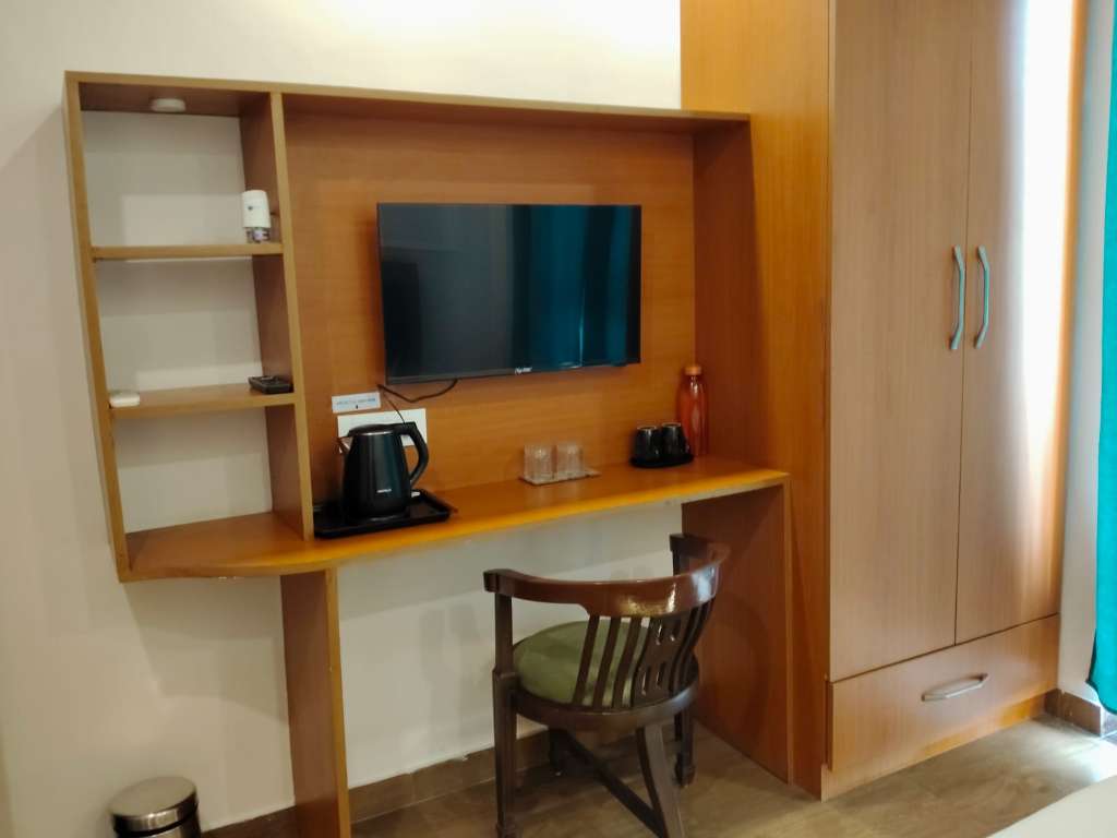 divineyogpeeth gallery