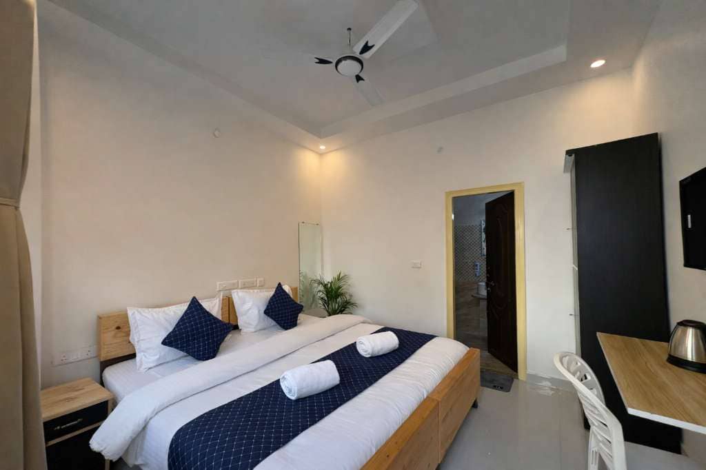 divineyogpeeth gallery