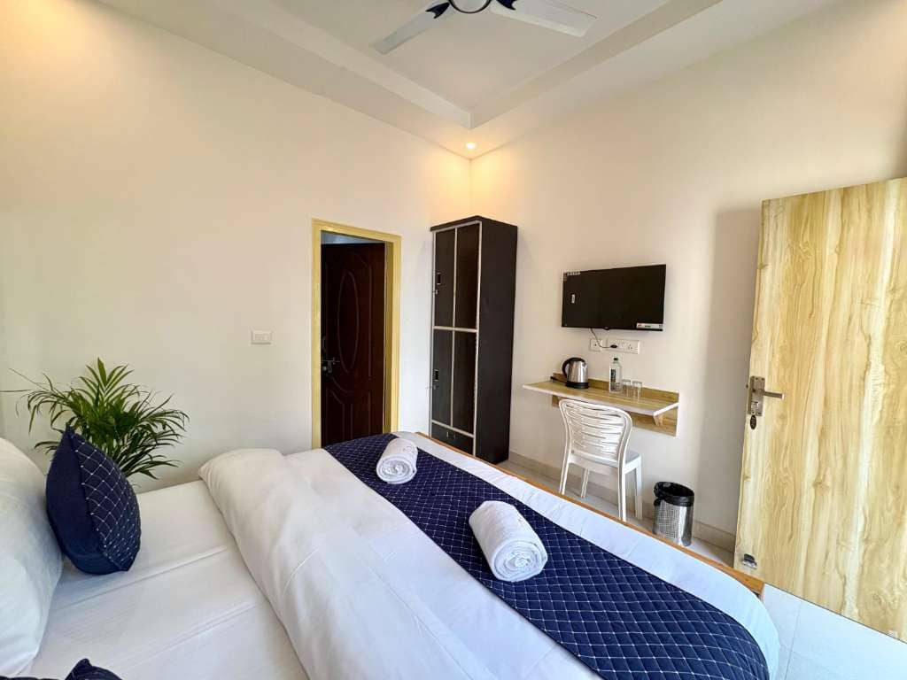 divineyogpeeth gallery